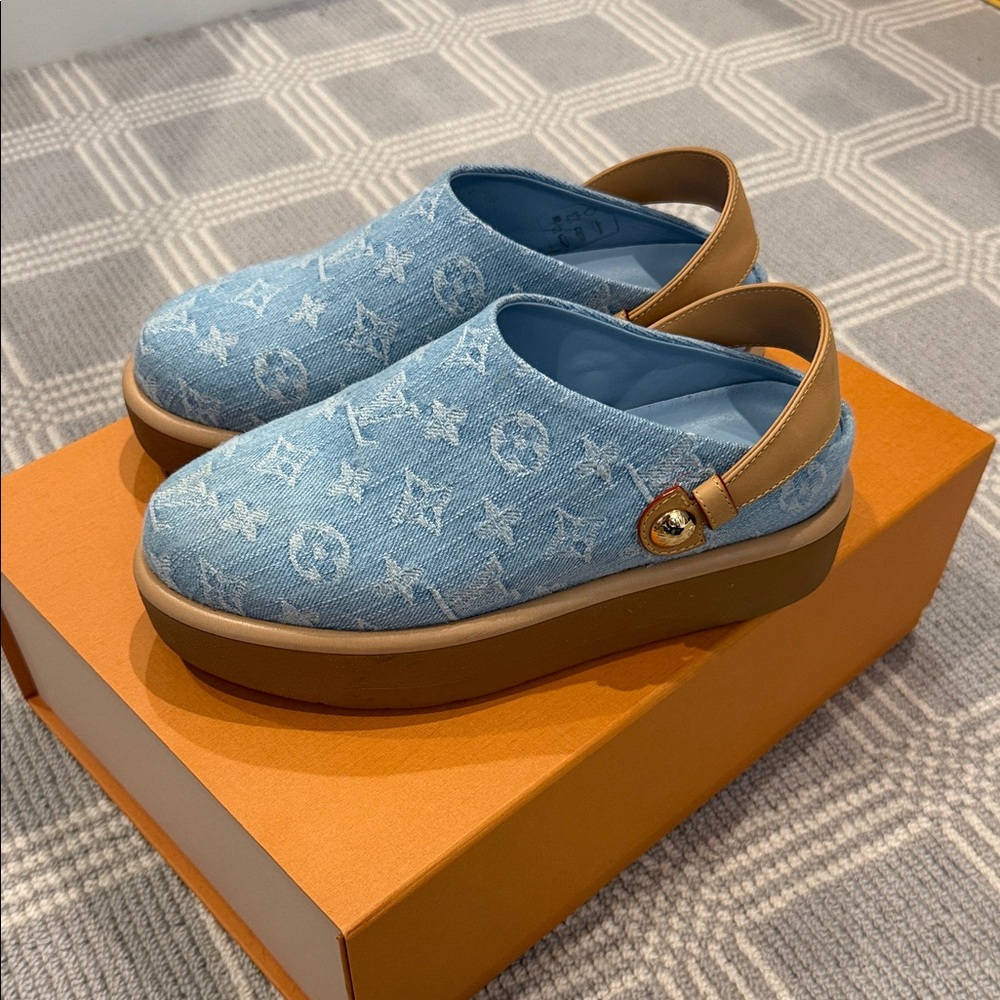 Louis Vuitton Aspen Platform Clogs with Strap 38 - Picture 2 of 16